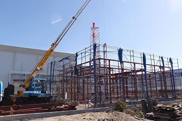 建て方（鉄骨工事）状況写真