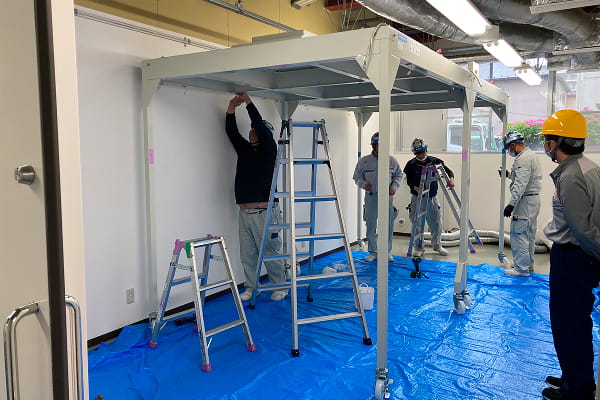 クリーンブース施工状況写真