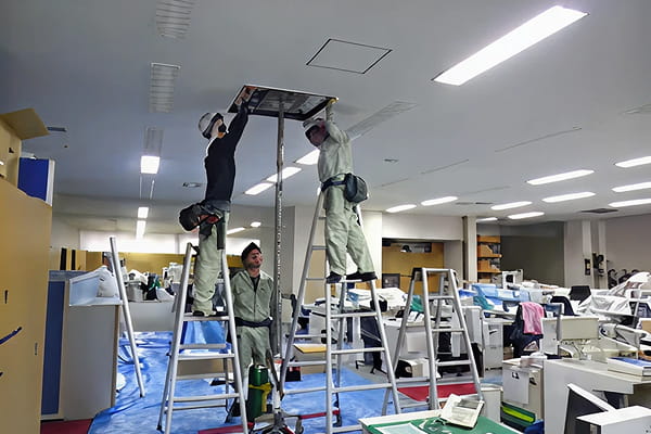 既存室内機撤去状況写真