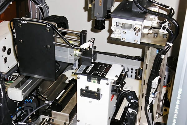 絶縁監視装置検査ライン写真